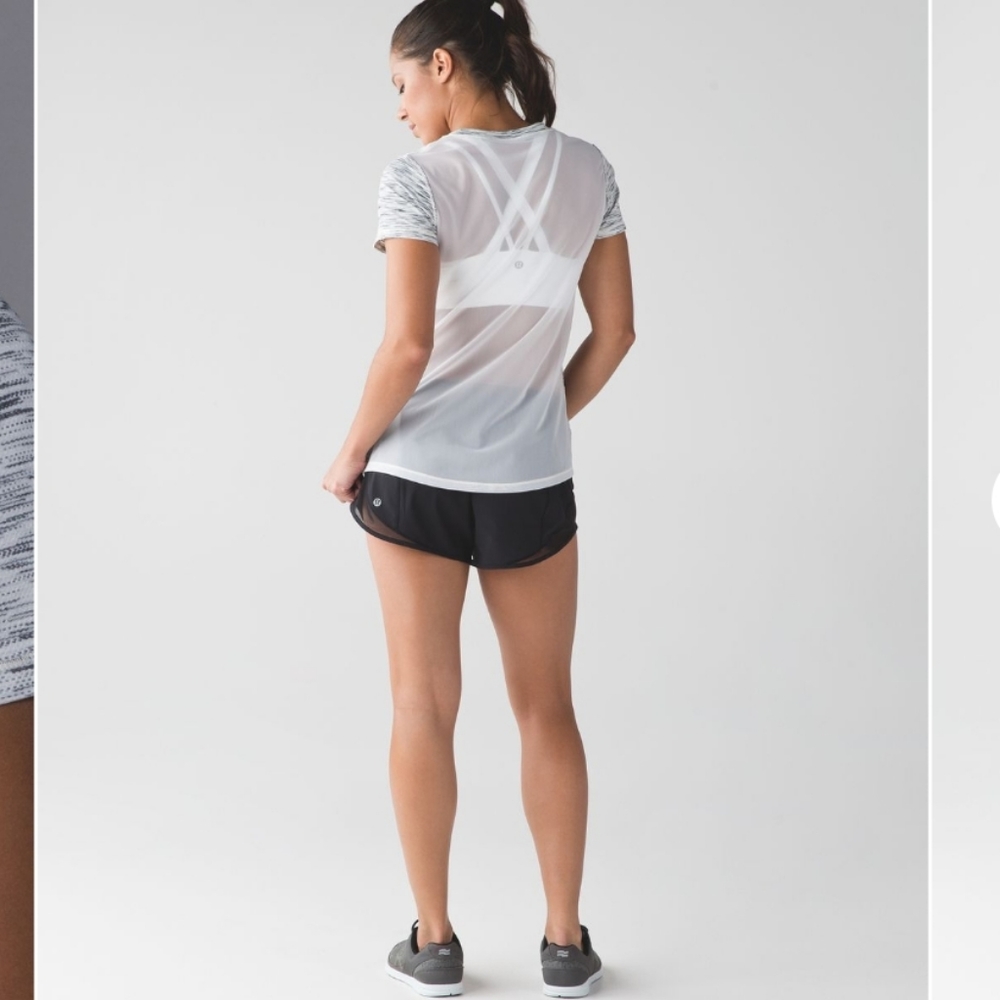 Lululemon Beat The Heat Short Sleeve (Silver) Tiger Space Dye Black White size 4